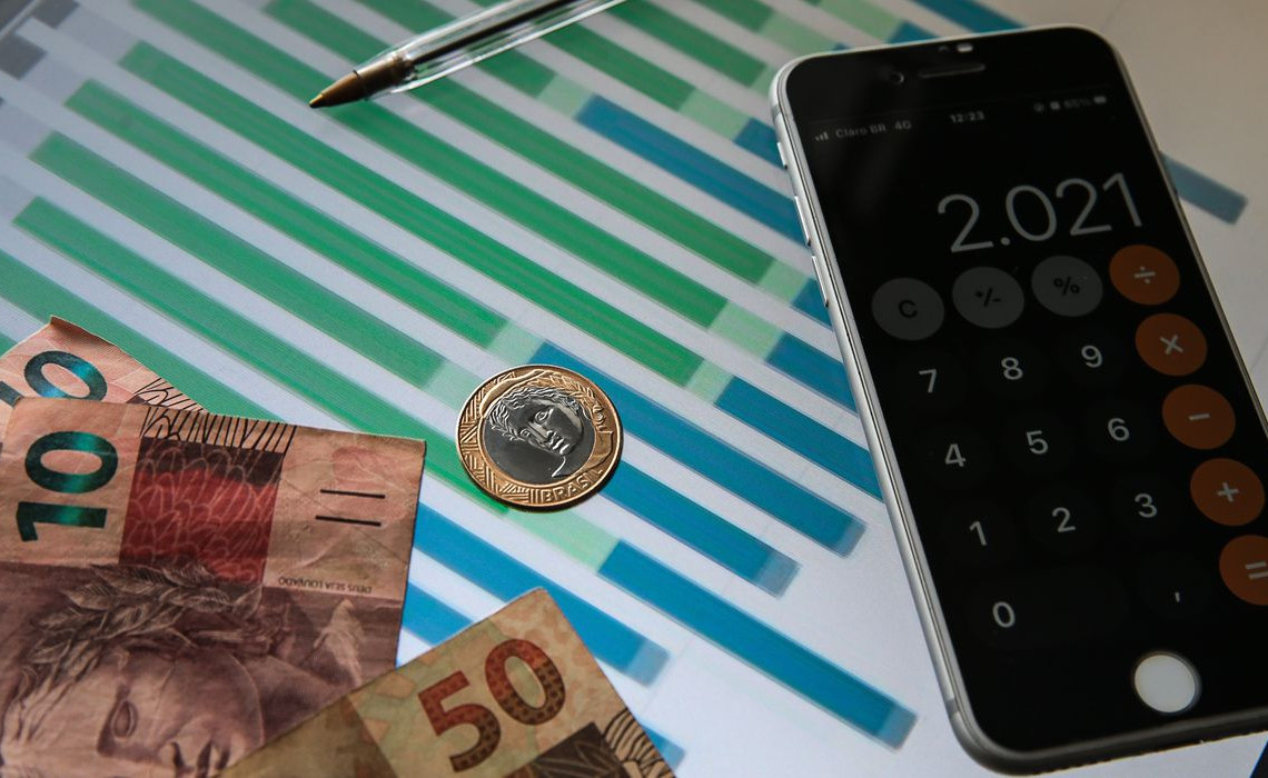 Economia, Moeda Real,Dinheiro, Calculadora