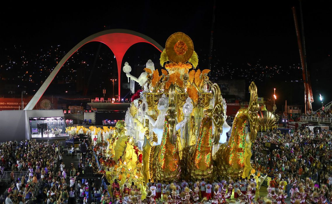 2020-02-24t031556z_871319291_rc2r6f9jfw7z_rtrmadp_3_brazil-carnival-sambadrome (1)