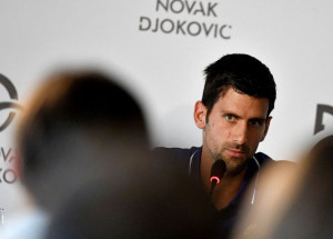 2022-01-06t123125z_1_lynxmpei050fe_rtroptp_4_tenis-australia-djokovic-setentaduas