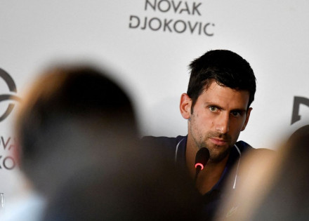 2022-01-06t123125z_1_lynxmpei050fe_rtroptp_4_tenis-australia-djokovic-setentaduas