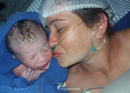 primeiro-bebe-nascido-em-artur-nogueira-em-2022-e-um-menino-correio-nogueirense-capa