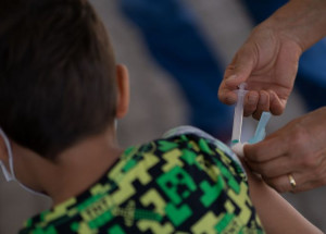 vacina artur infantil