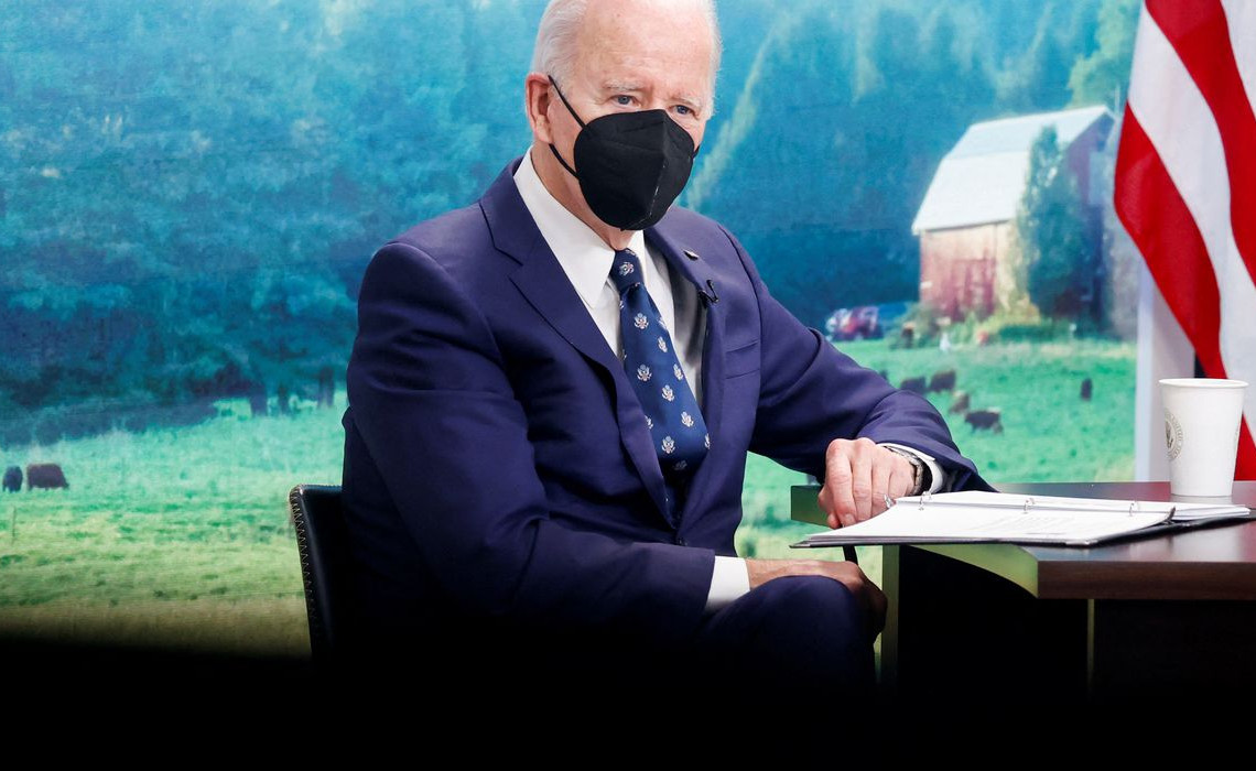 2022-01-04t180516z_1_lynxmpei030q9_rtroptp_4_usa-biden