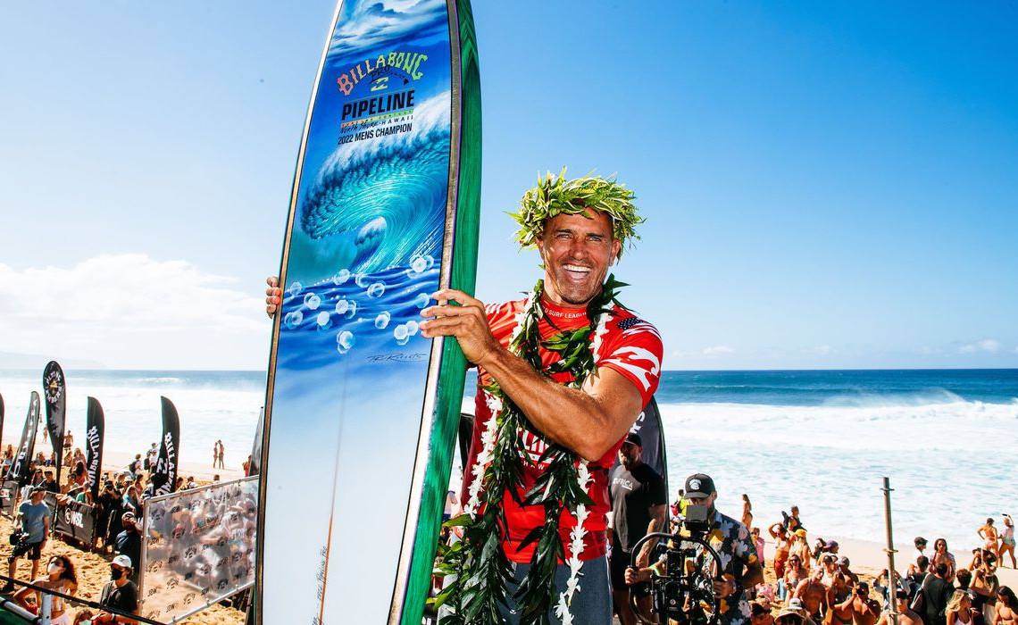 kelly_slater_pipe22_tyh2876_heff