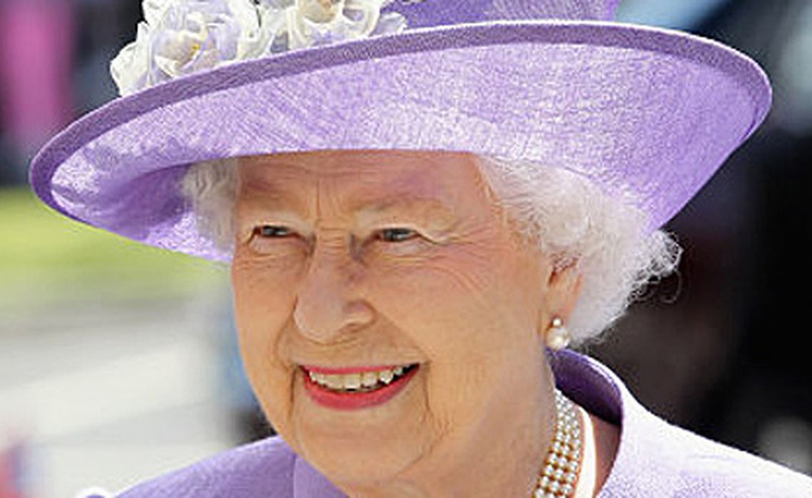 queen_elizabeth_site_oficial_02