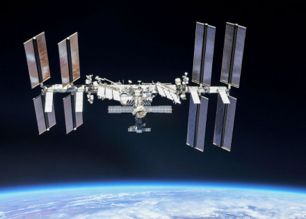 2021-11-16t160938z_863234625_rc2svq9w8o80_rtrmadp_3_usa-russia-space