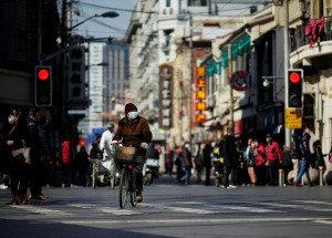 2022-03-07t134442z_1_lynxmpei260op_rtroptp_4_china-parliament