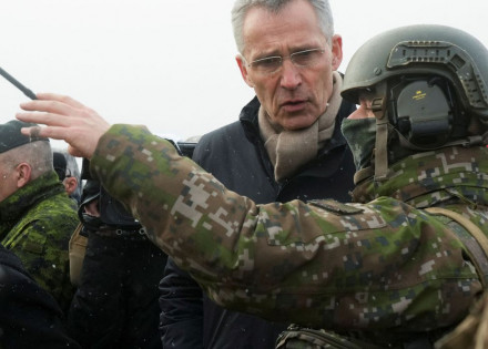 2022-03-08t154103z_1244959012_rc2cys9ar4at_rtrmadp_3_ukraine-crisis-trudeau-latvia