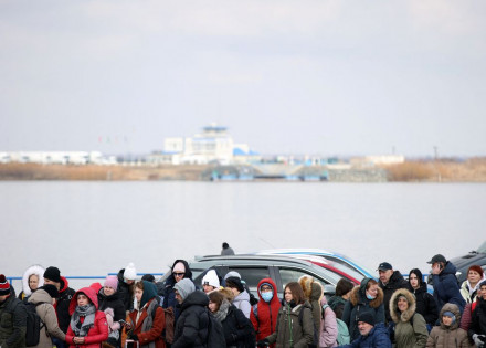 2022-03-07t131951z_1777773127_rc2mxs9y4kgi_rtrmadp_3_ukraine-crisis-border-romania