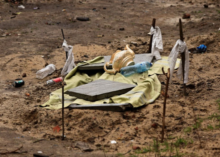 2022-04-03t185733z_1_lynxnpei320bd_rtroptp_4_ukraine-crisis-bucha