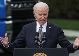 2022-04-05t232404z_1_lynxnpei3416z_rtroptp_4_usa-biden-trucks