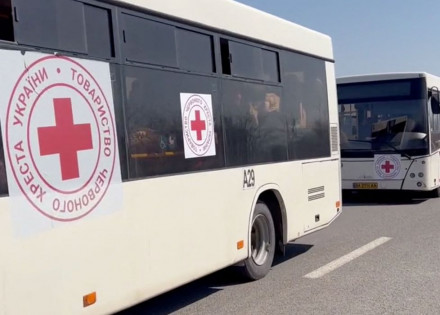 2022-04-06t211457z_1_lynxnpei3515t_rtroptp_4_ukraine-crisis-icrc