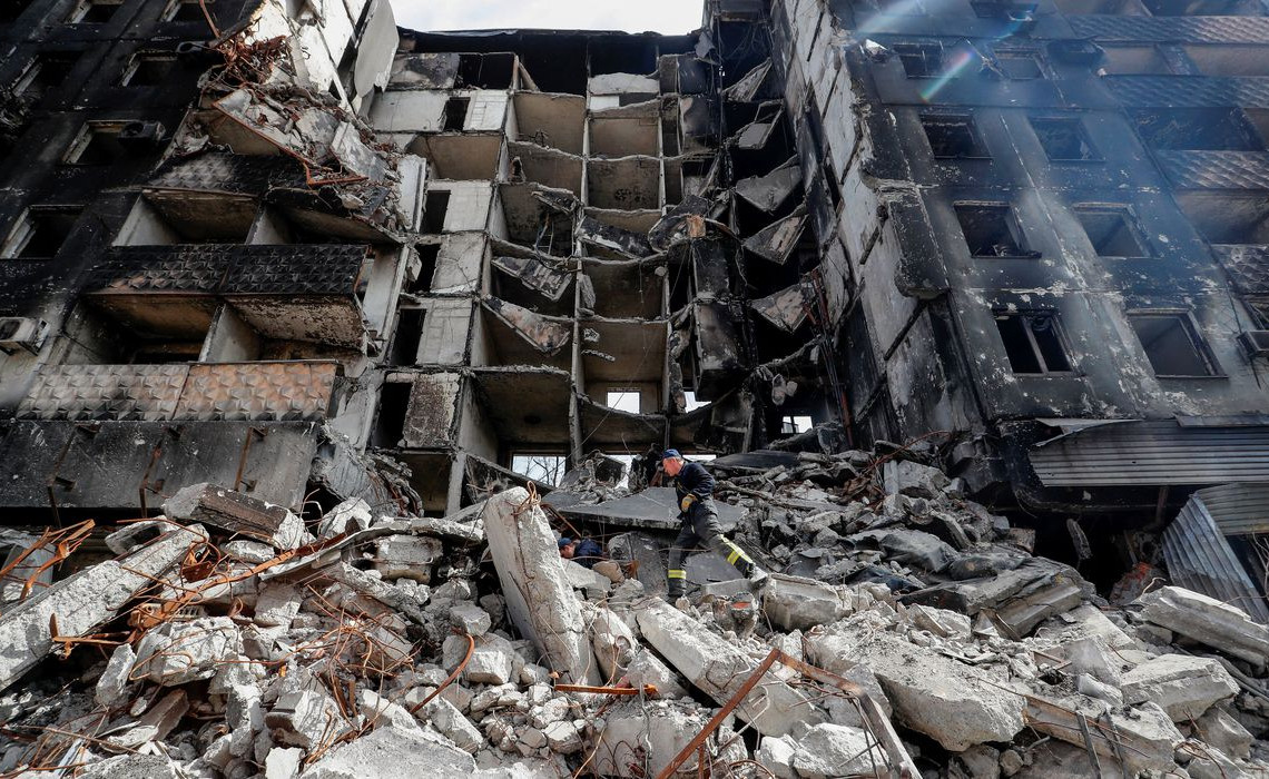 2022-04-11t210118z_1_lynxnpei3a0t7_rtroptp_4_ukraine-crisis-mariupol