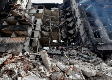 2022-04-11t210118z_1_lynxnpei3a0t7_rtroptp_4_ukraine-crisis-mariupol