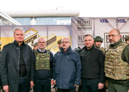 2022-04-13t125343z_1003538367_rc2cmt9icnua_rtrmadp_3_ukraine-crisis-poland-president