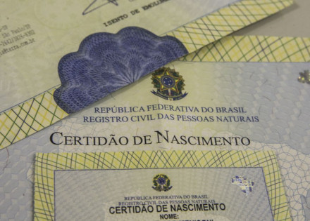 Certidão de Nascimento