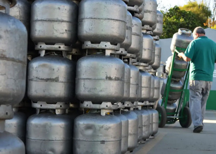 petrobras-anuncia-reducao-no-preco-do-gas-de-cozinha-correio-nogueirense