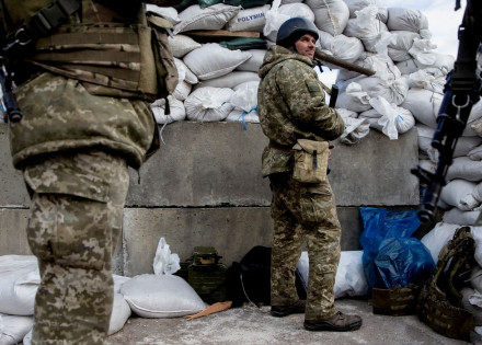 2022-02-28t010240z_585402289_rc2fss9mauxj_rtrmadp_3_ukraine-crisis-zhytomyr