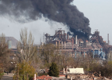 2022-04-25t194709z_1_lynxnpei3o0s7_rtroptp_4_ukraine-crisis-mariupol