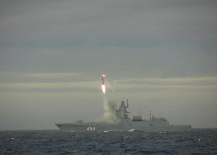 2022-05-28t092725z_58189432_rc29gu9ikqe9_rtrmadp_3_russia-missiles