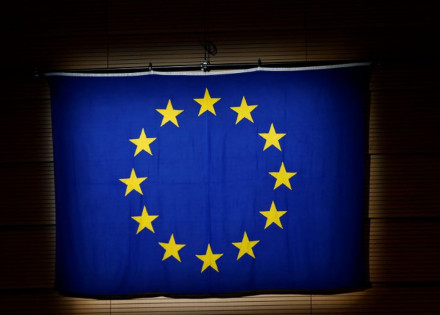 2017-11-06t124948z_1_lynxmpeda50zy_rtroptp_3_swiss-politics