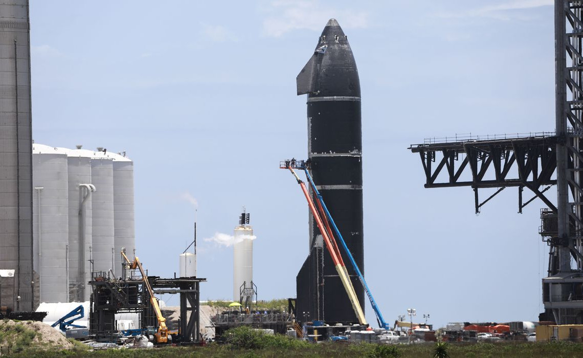2022-05-31t000000z_451628806_mt1nurpho000y47p0i_rtrmadp_3_usa-spacex