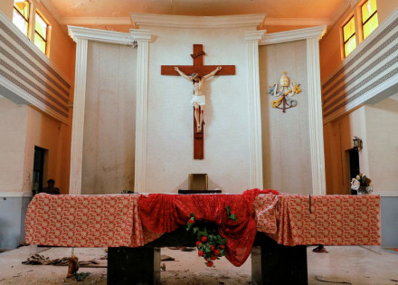 2022-06-07t124249z_1_lynxmpei560gy_rtroptp_4_nigeria-ataque-igreja