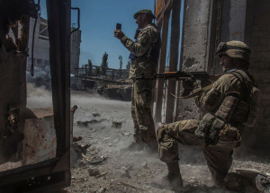 2022-06-23t120756z_1_lynxmpei5m0h0_rtroptp_4_ucrania-crise-ue-donbas