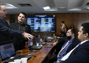 ccj_do_senado_e_cancelada_por_falta_de_quorum