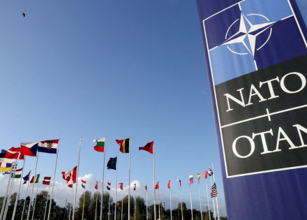 2022-05-31t114018z_1_lynxmpei4u0gy_rtroptp_4_ucrania-crise-parlamentar-sequestro