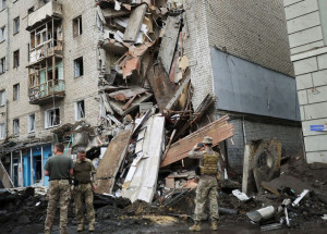 2022-07-12t124052z_1_lynxmpei6b0j6_rtroptp_4_ucrania-crise-contraataque