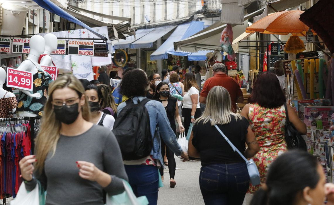 movimento_de_vendas_de_brinquedos_para_o_dia_das_criancas_comercio_varejista_nas_ruas_do_polo_saara_centro_do_rio_de_janeiro_ffraz_abr_100720210104