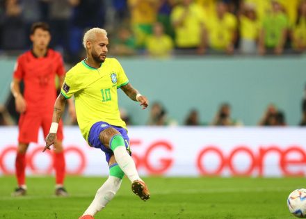 2022-12-05t191516z_1857495832_up1eic51hheyf_rtrmadp_3_soccer-worldcup-bra-kor-report