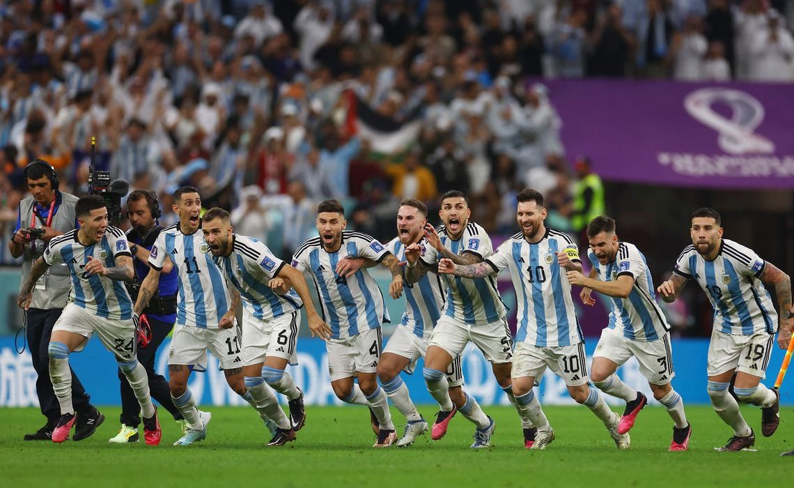 2022-12-09t220041z_875489467_up1eic91p52yc_rtrmadp_3_soccer-worldcup-nld-arg-report