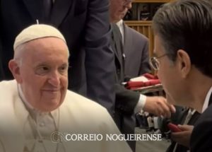 em-encontro-com-rodrigo-garcia-papa-diz-que-esta-rezando-pela-saude-de-pele-correio-nogueirense