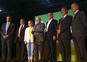 lula-anuncia-ministros_mcamgo_abr_091220221818-2