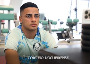 palmeira-da-play-nos-treinos-virtuais-e-giovani-projeta-2023-pretendo-ter-o-ano-da-minha-carreira-correio-nogueirense