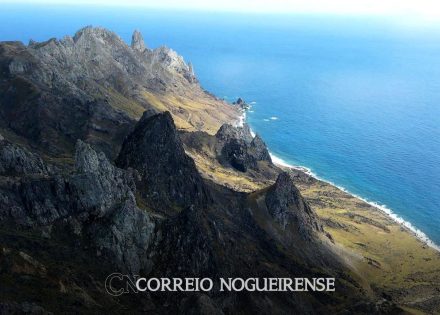 estudo-encontra-rochas-compostas-de-plastico-na-ilha-da-trindade-correio-nogueirense