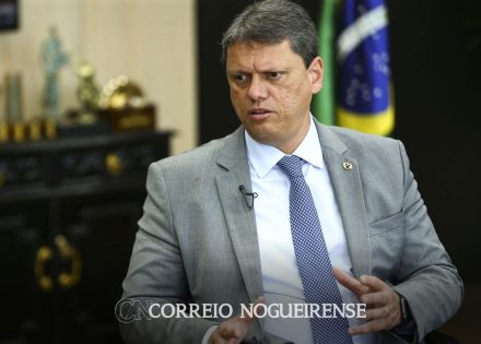 mp-pede-multa-a-chapa-de-tarcisio-por-uso-indevido-de-servidor-da-pf-correio-nogueirense