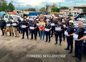 policia-municipal-recebe-homenagem-por-bom-desempenho-durante-carnartur-correio-nogueirense