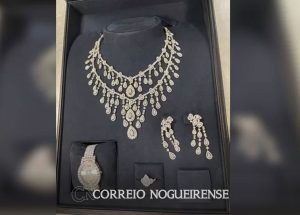 mp-pede-que-bolsonaro-seja-obrigado-a-destinar-joias-ao-acervo-publico-correio-nogueirense