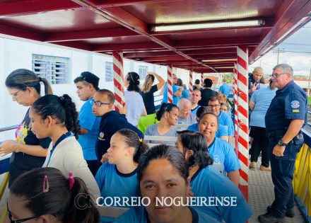 gcm-de-artur-nogueira-promove-passeio-de-carreta-para-alunos-da-apae-correio-nogueirense