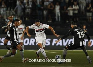 na-estreia-do-brasileiro-sao-paulo-sofre-derrota-para-o-botafogo-correio-nogueirense