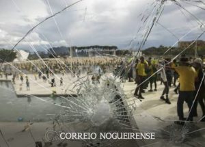 png_20230427_203931_0000