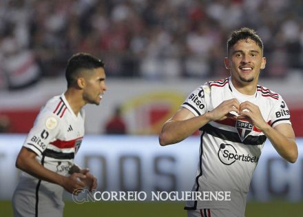 sao-paulo-faz-2-a-0-no-internacional-e-sobe-para-o-g4-do-brasileirao-correio-nogueirense