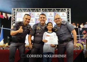o-projeto-me-ensinou-a-dizer-nao-as-drogas-e-a-combater-o-mal-diz-aluna-na-formatura-do-proerd-que-solicitou-a-presenca-do-seu-instrutor-de-artur-nogueira-correio-nogueirense-capa