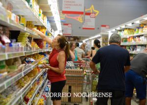 quase-99-dos-ultraprocessados-tem-ingredientes-nocivos-correio-nogueirense