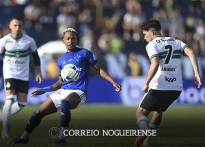 coritiba-e-cruzeiro-jogarao-sem-torcida-ate-o-fim-do-brasileiro-correio-nogueirense