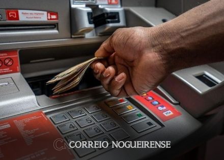 cresce-numero-de-brasileiros-que-sacam-dinheiro-em-bancos-correio-nogueirense