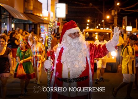 com-desfile-na-avenida-magia-do-natal-invade-ruas-de-artur-nogueira-correio-nogueirense